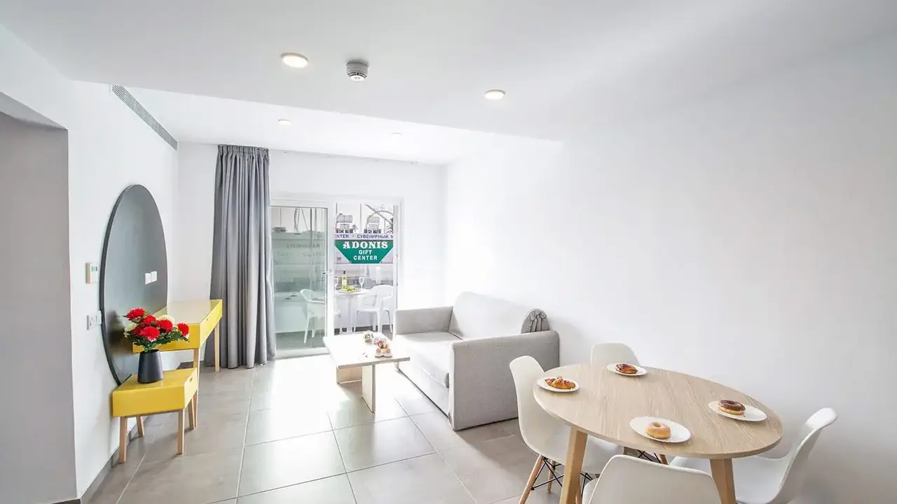 Anthea Hotel Apartments