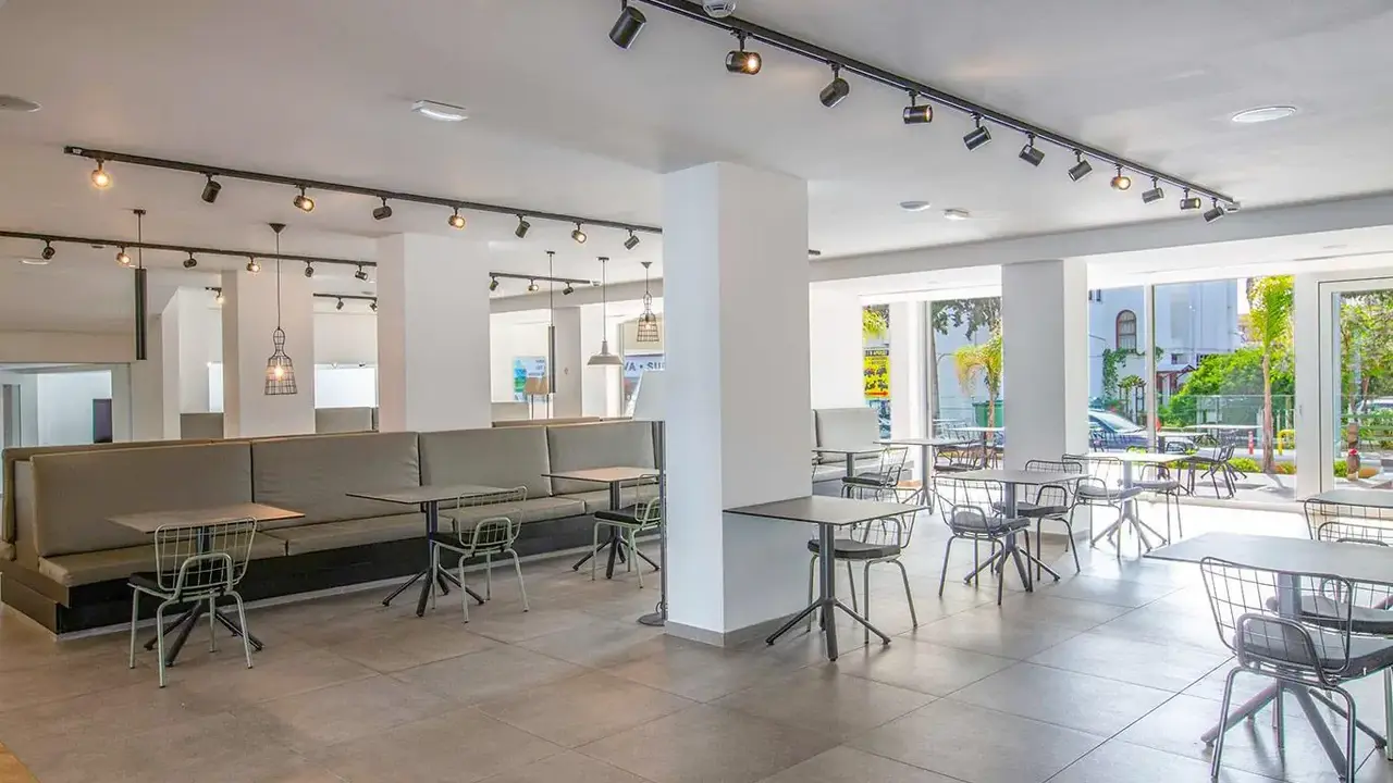 Anthea Hotel Apartments