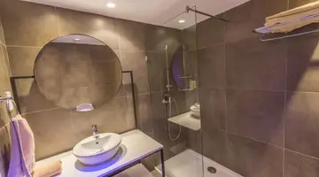 Anthea Hotel Apartments