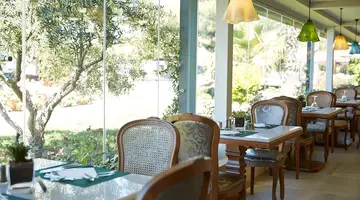 Anthemus Sea Beach Hotel & Spa