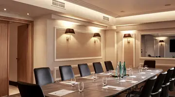 Antigon Urban Chic Hotel