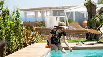 Antigoni Seaside Resort