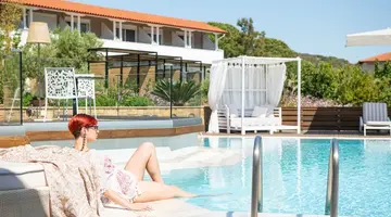 Antigoni Seaside Resort