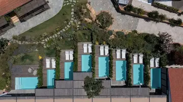 Antigoni Seaside Resort