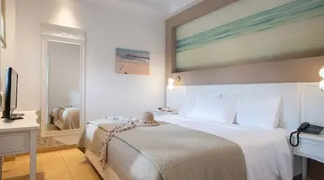 Antigoni Seaside Resort
