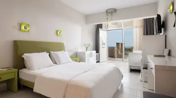 Antigoni Seaside Resort