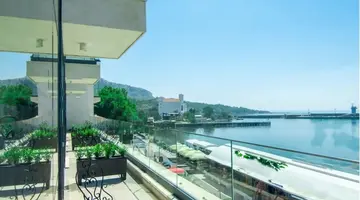 Antik Apartments
