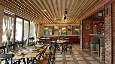 Antik Apartments