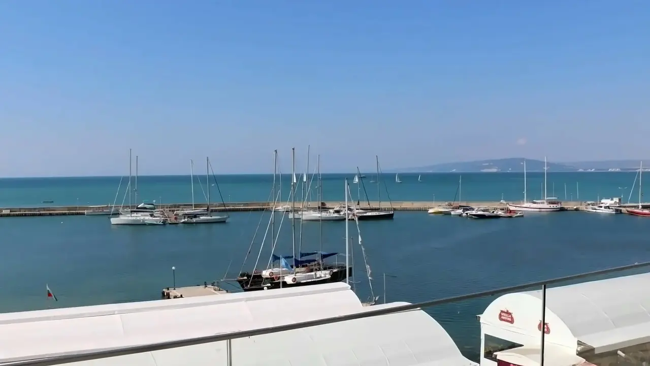 Antik Apartments