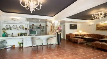 Antik Apartments