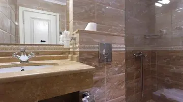 Antik Apartments
