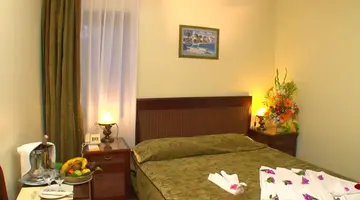 ANTIK GARDEN HOTEL