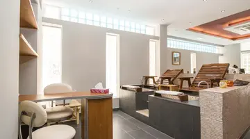 Antinea Suites and Spa