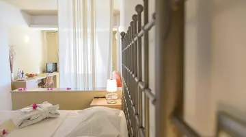 ANTINEA SUITES & SPA HOTEL