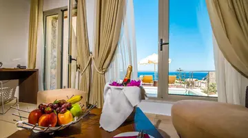 ANTINEA SUITES & SPA HOTEL