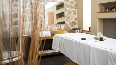 Antinea Suites & Spa