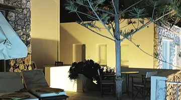 Antinea Suites & Spa