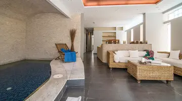 Antinea Suites & Spa