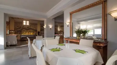 _ANTINEA SUITES & SPA