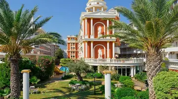 Antique Roman Palace (Adults only 16+)