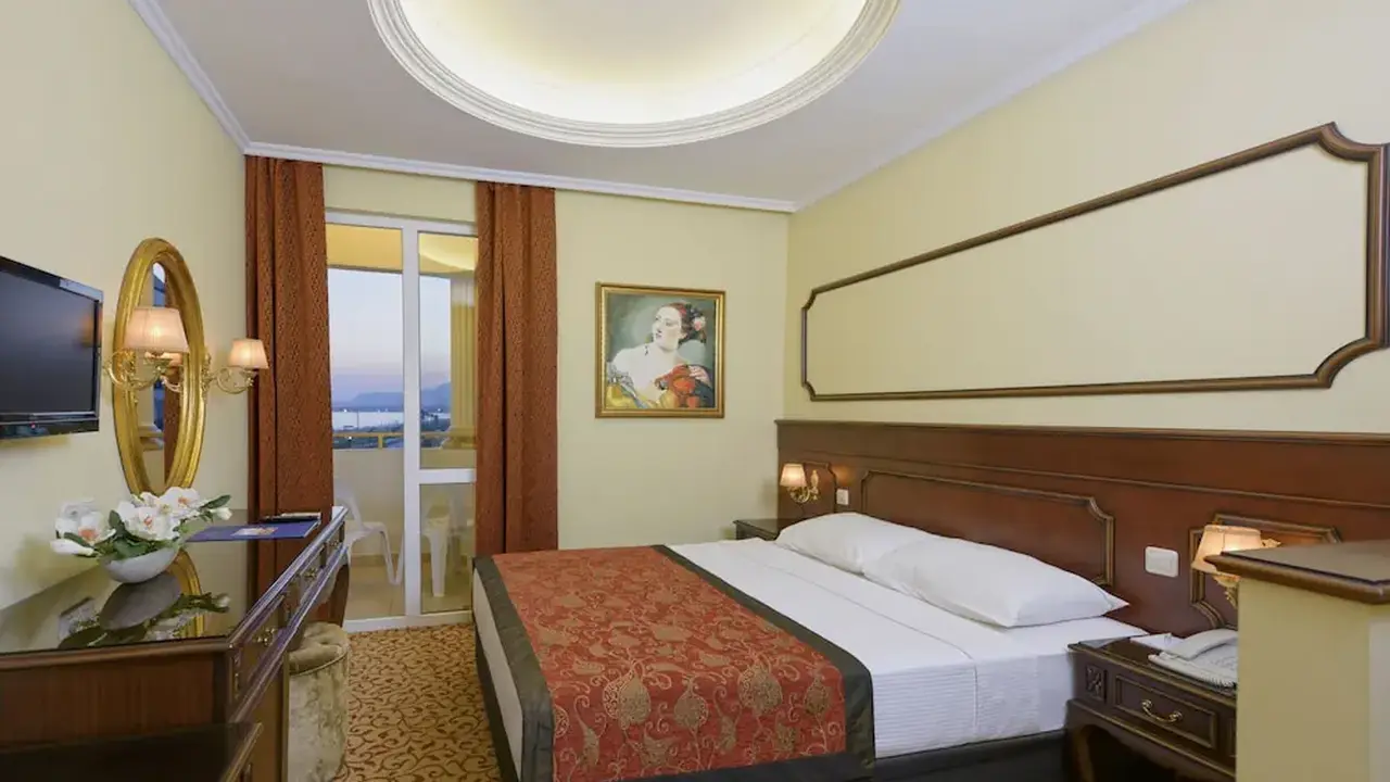 Antique Roman Palace Museum Hotel - Adul
