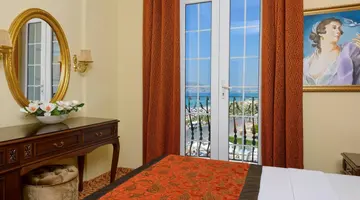 ANTIQUE ROMAN PALACE MUSEUM HOTEL ADULT ONLY