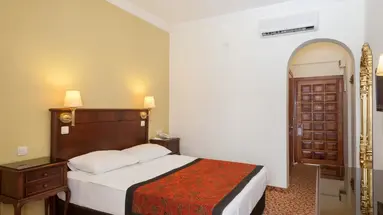 ANTIQUE ROMAN PALACE MUSEUM HOTEL ADULT ONLY
