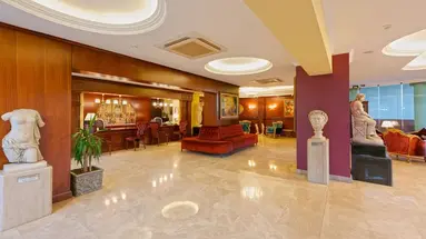 ANTIQUE ROMAN PALACE "MUSEUM HOTEL"