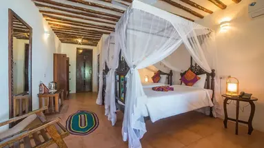 Antonio Beach Tree House Hotel & Spa