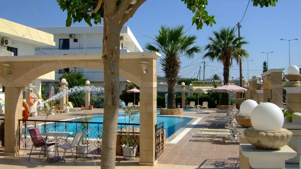 Antonios Hotel