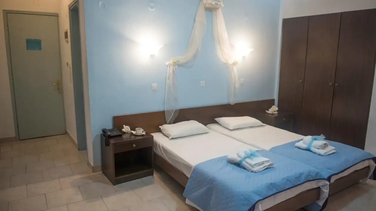Antonios Hotel