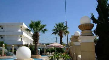 Antonios Hotel