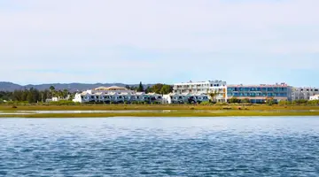 AP Cabanas Beach and Nature