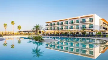 AP Cabanas Beach & Nature