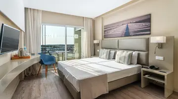 AP Maria Nova Lounge - Adults Friendly