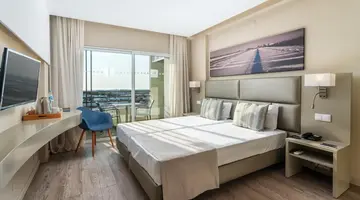 AP Maria Nova Lounge - Adults Friendly