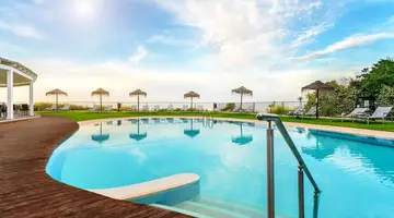 AP Oriental Beach - Adults Friendly