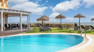 AP Oriental Beach - Adults Friendly