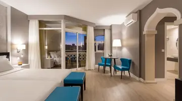 AP Oriental Beach - Adults Friendly