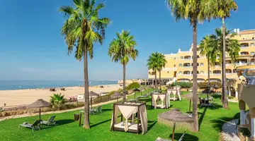 AP Oriental Beach