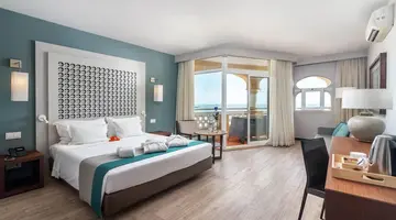 AP Oriental Beach