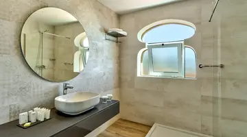 AP Oriental Beach
