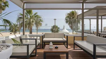 AP Oriental Beach