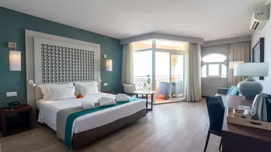AP Oriental Beach