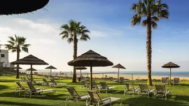 AP Oriental Beach