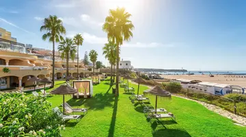 AP Oriental Beach