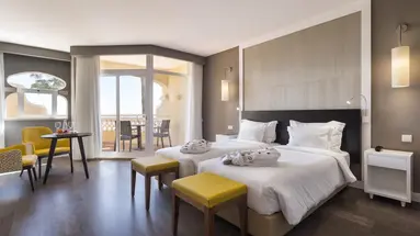 AP Oriental Beach