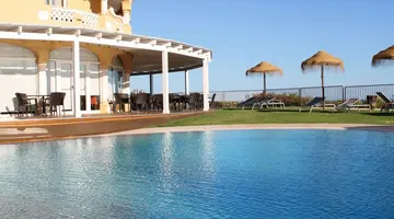 AP Oriental Beach