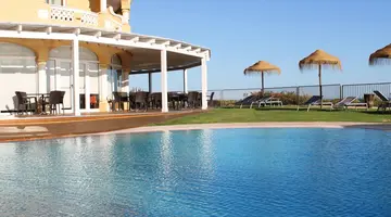AP Oriental Beach