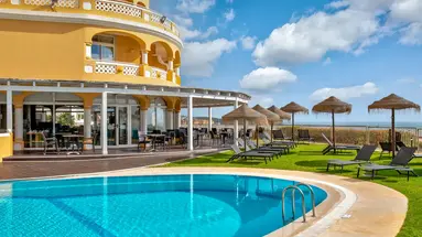 AP Oriental Beach